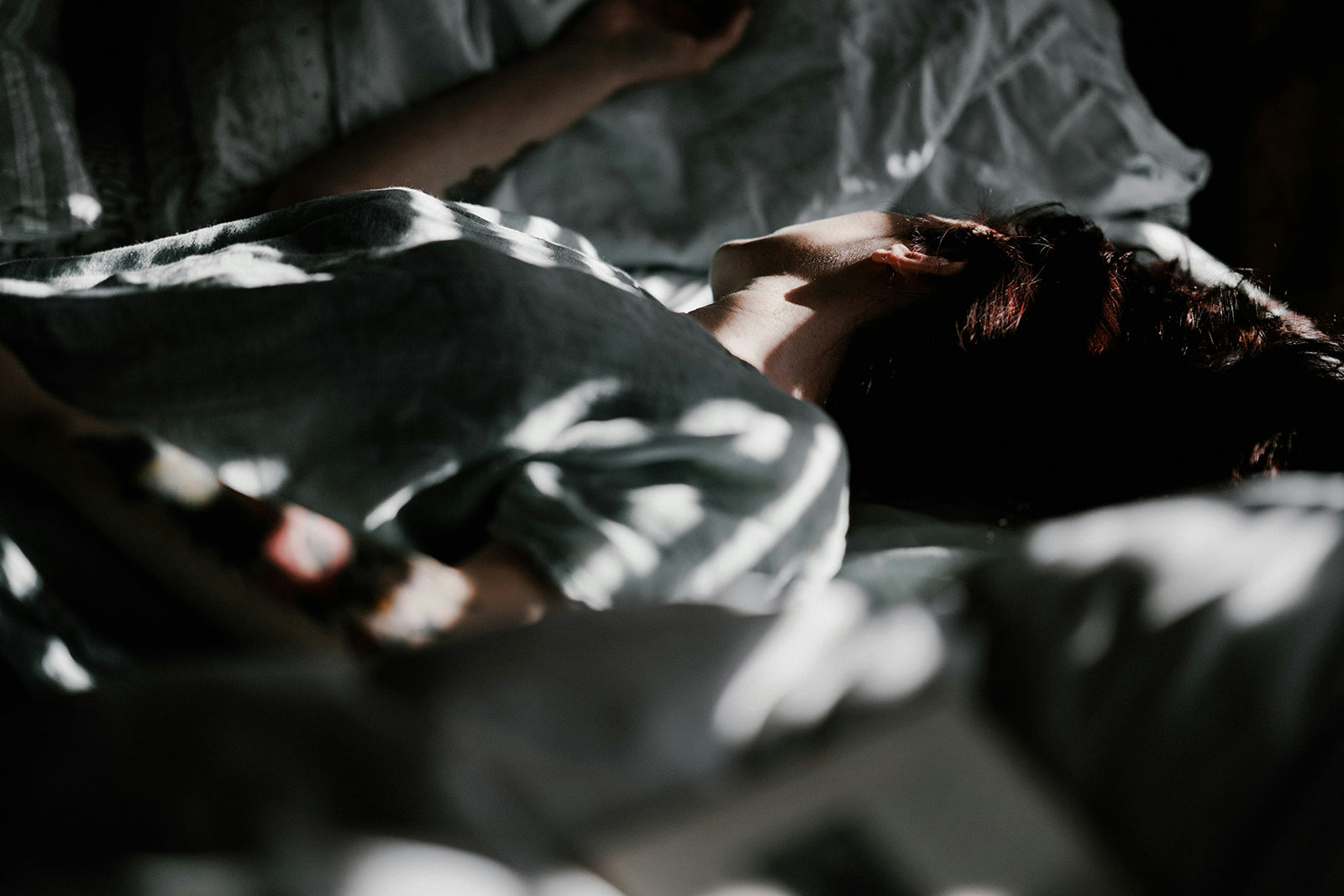 Schlafdefizit: Definition, Symptome und Folgen